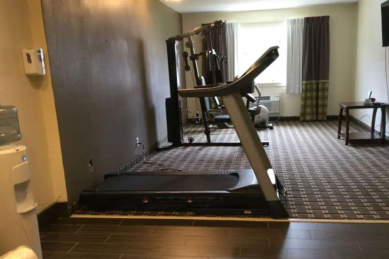 Americas Best Value Inn Phenix City Exterior foto