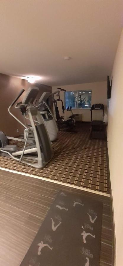 Americas Best Value Inn Phenix City Exterior foto