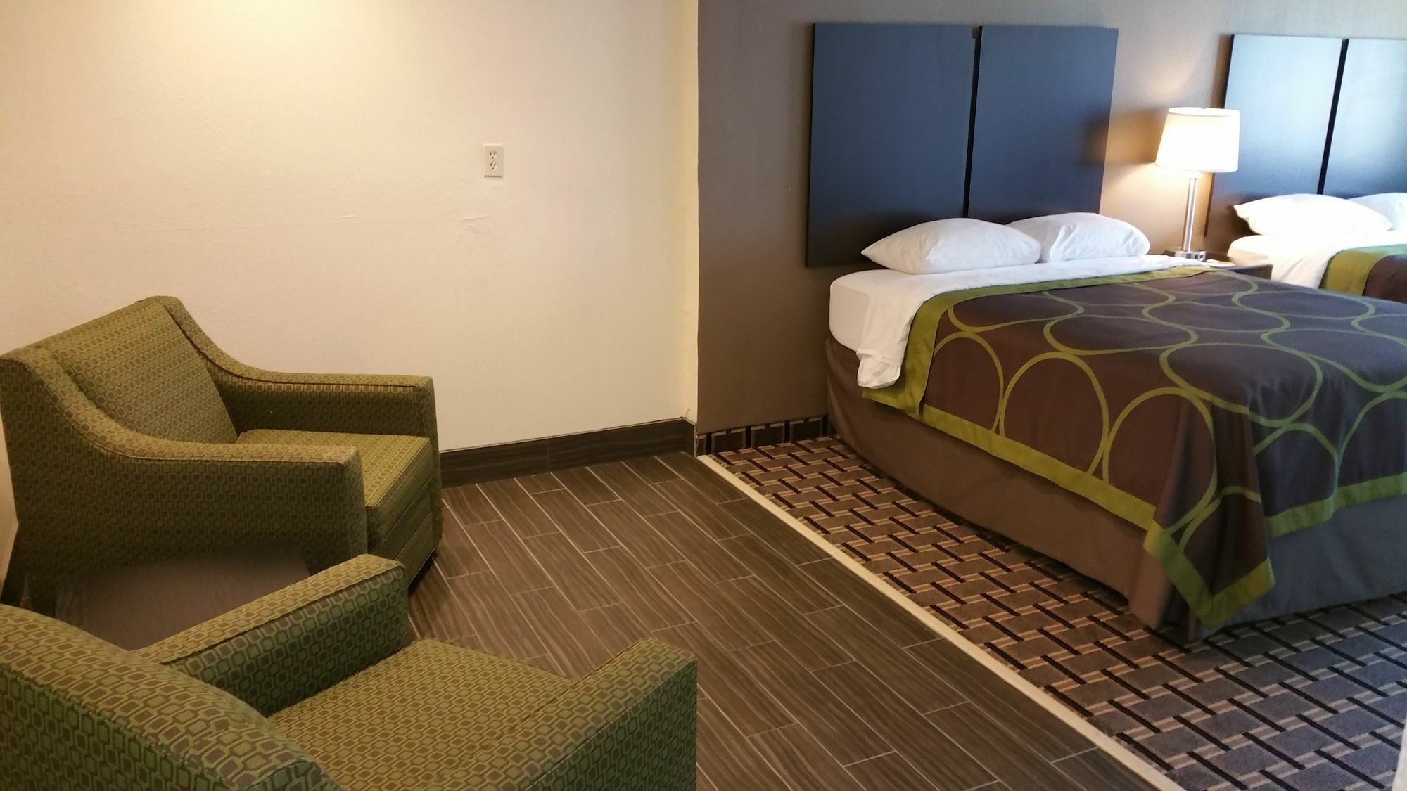 Americas Best Value Inn Phenix City Exterior foto